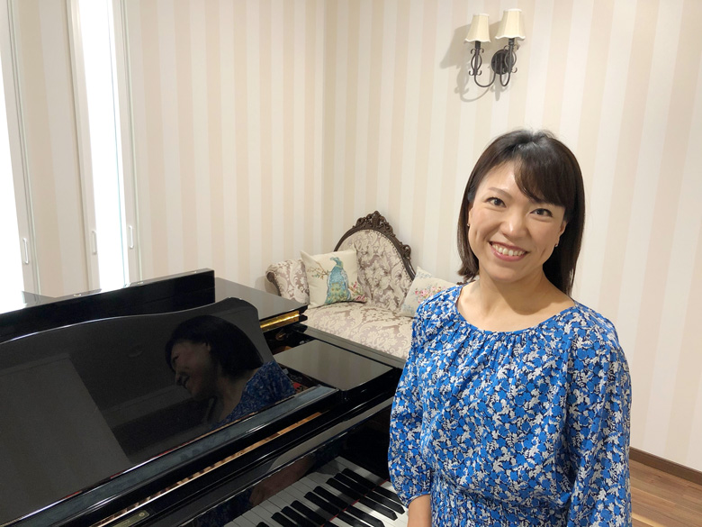高浜市のピアノ教室「KAORU PIANO LESSONS」講師 坂井薫